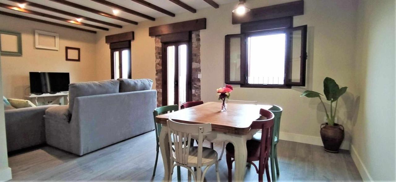 Apartamentos La Rosa Y El Pastor Guijo de Santa Bárbara Quarto foto