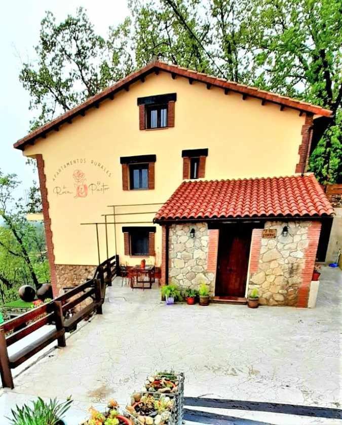 Apartamentos La Rosa Y El Pastor Guijo de Santa Bárbara Quarto foto
